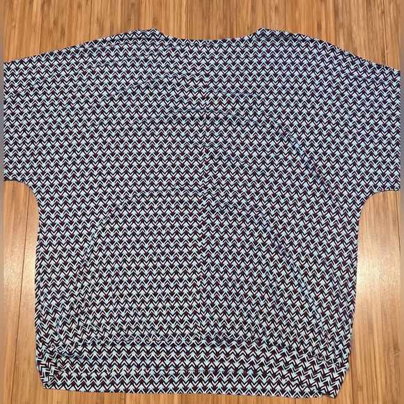 NWOT Venus Patterned Top - Picture 10 of 11